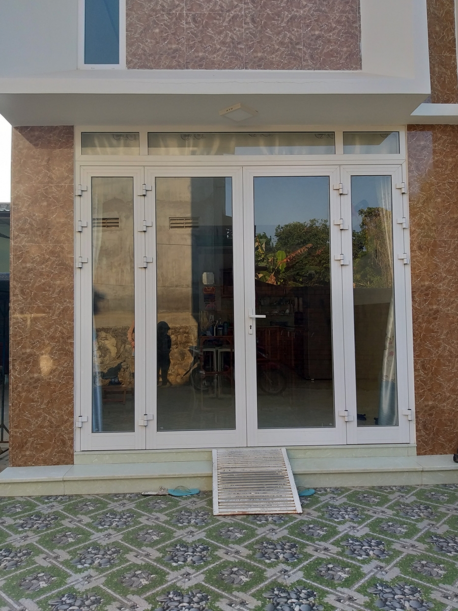 cửa đi nhôm xingfa - 0914734979