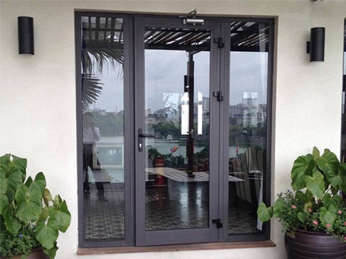 Cửa đi mở quay 1 cánh nhôm XINGFA